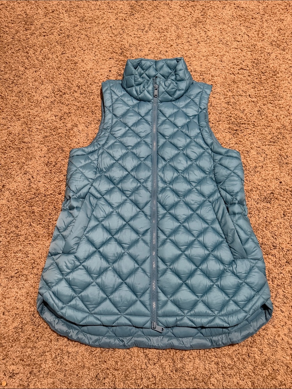 Athleta Teal Whisper Featherless Vest